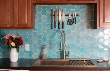 بهترین رنگ سرامیک برای آشپزخانه؛ چه رنگی فضا را زیباتر و روشن‌تر می‌کند؟